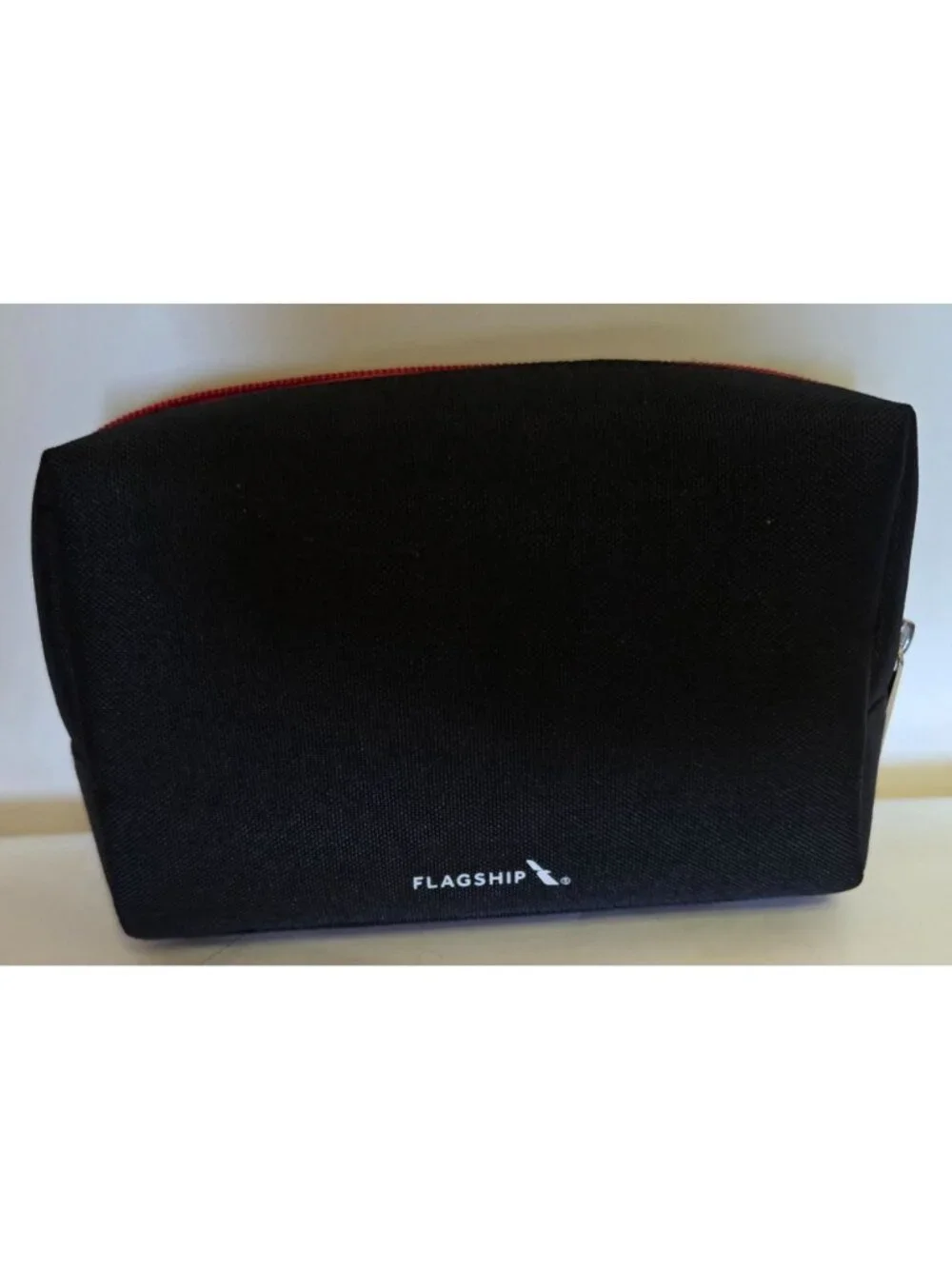 Brandon Blackwood American Airline Amenity Toiletry Bag Travel Designer Trendy